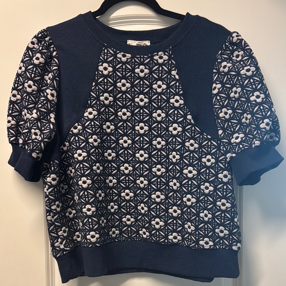 Entro Navy and White Patterned Sweatshirt